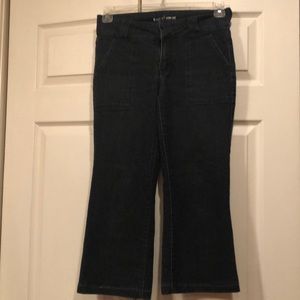 Apt. 9 size 6 Wide Leg Capris.